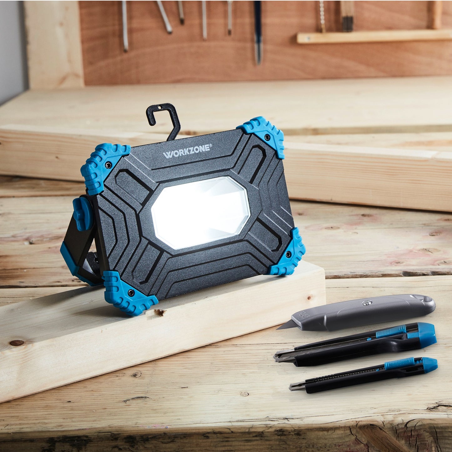 (WORKZONE) – SPOT LED REINCARCABIL